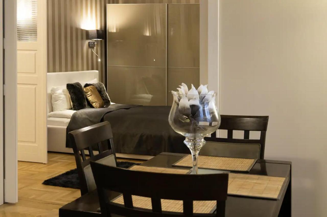 Premium Apartment By Hi5 - Lendvay Palace Budapeste Exterior foto
